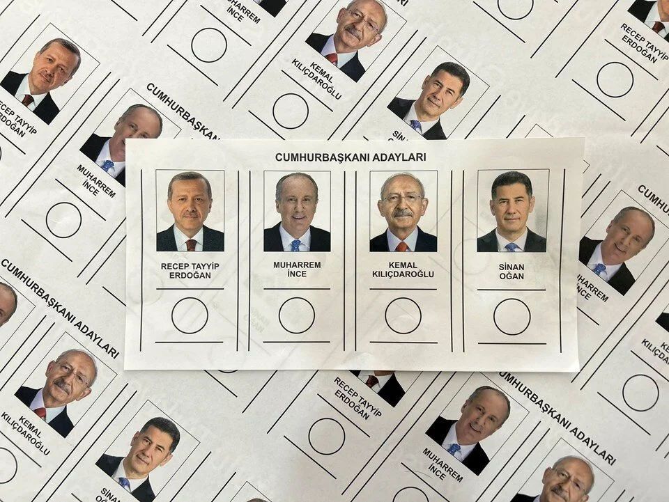 Presidential Elections : First Round (Public Opinion Poll)